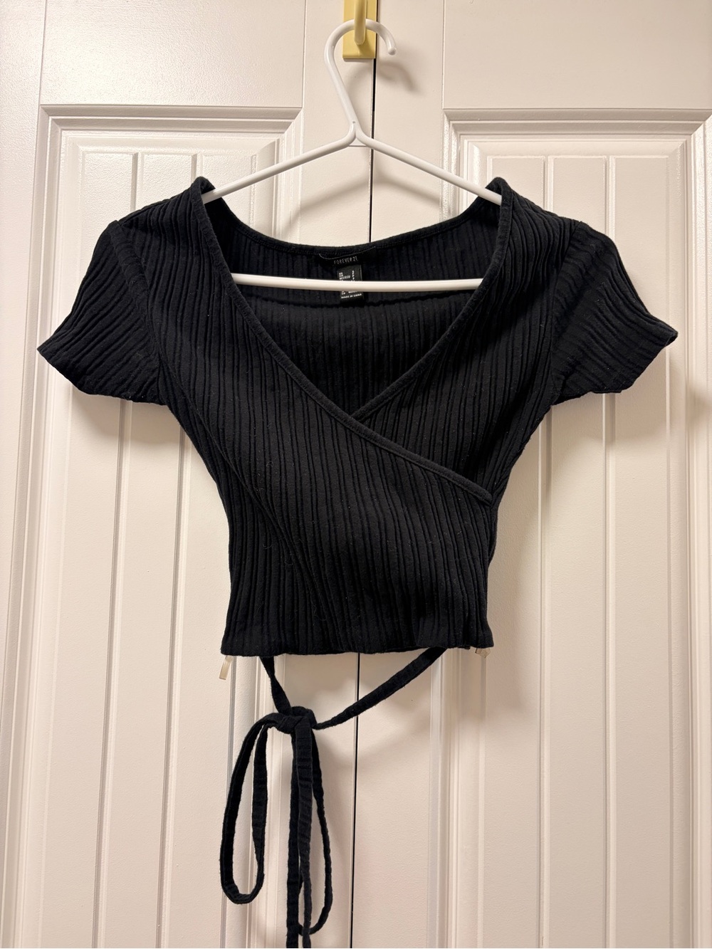 Forever 21 Ribbed Wrap Top Black – S
